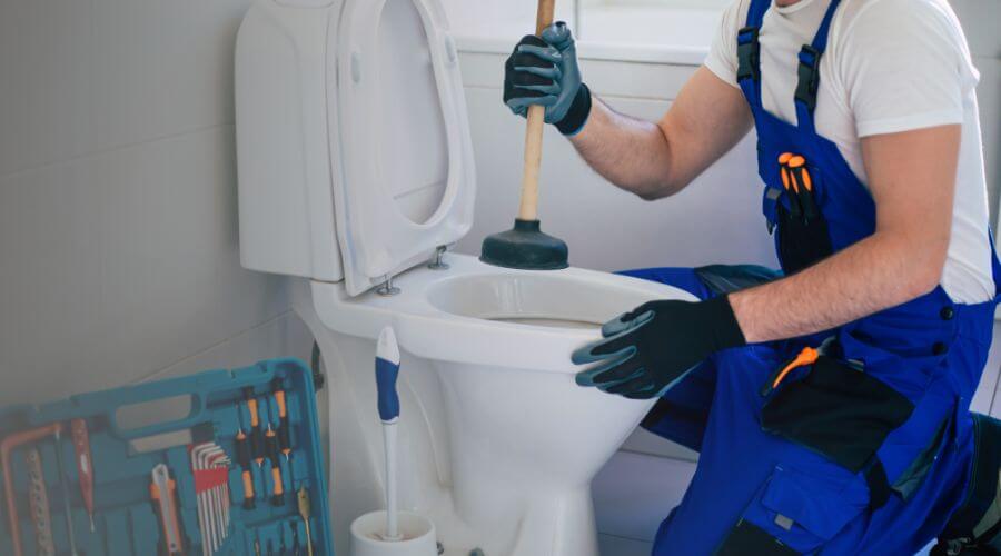 Professional septic pumping service in Deerfield, KS